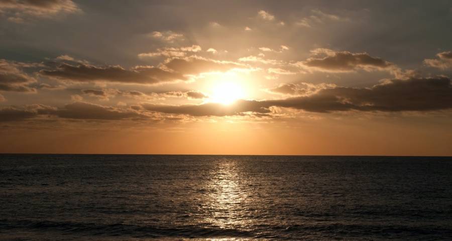 家电企业可以打造网红企业家，但不能做网红家电产品！-家电圈官网