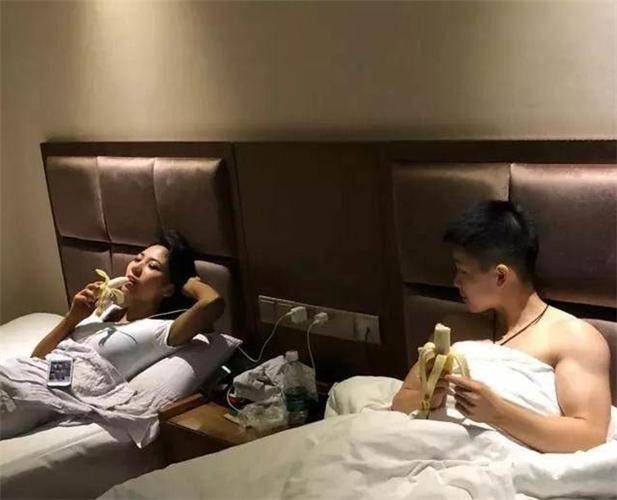 情侣在酒店过夜碰到查房该如何自证清白呢只需做好两件事