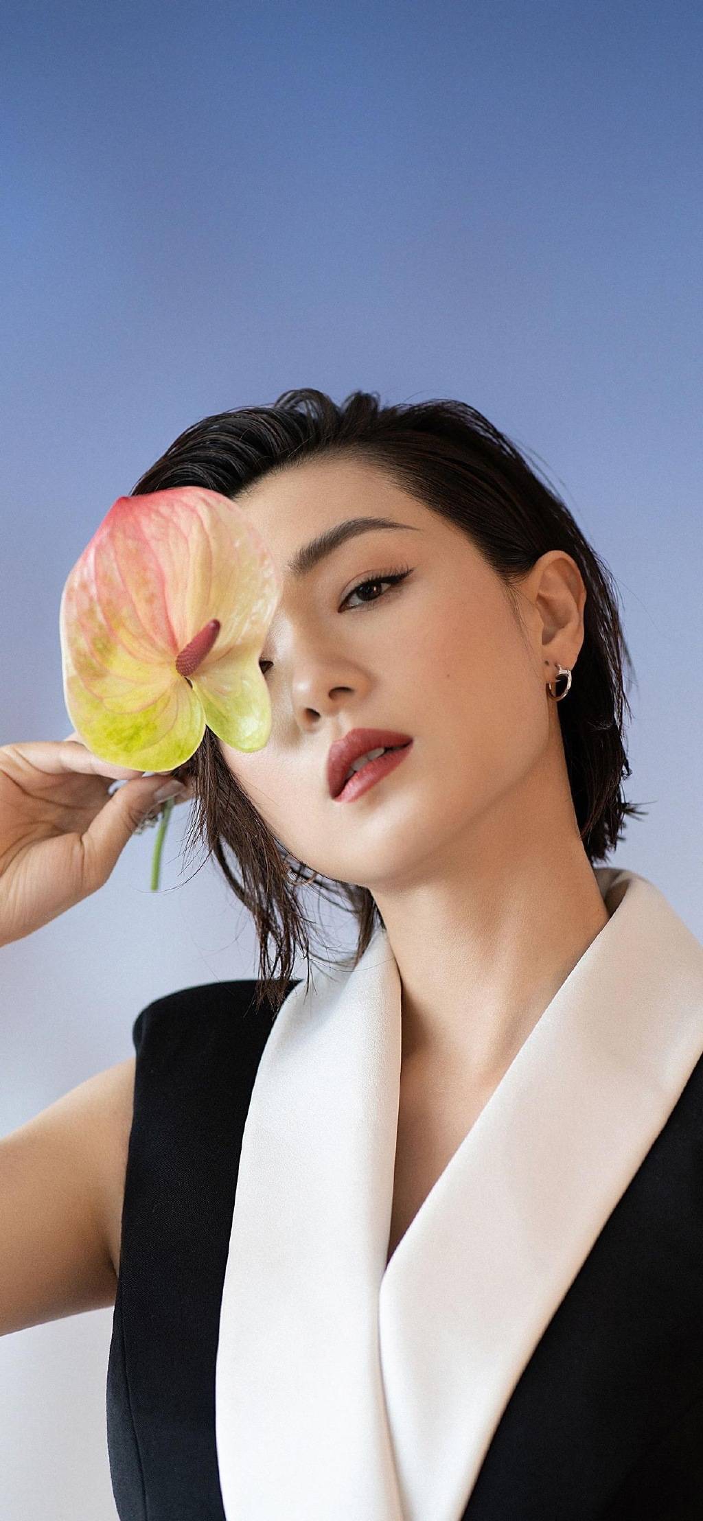 万茜高清写真手机壁纸