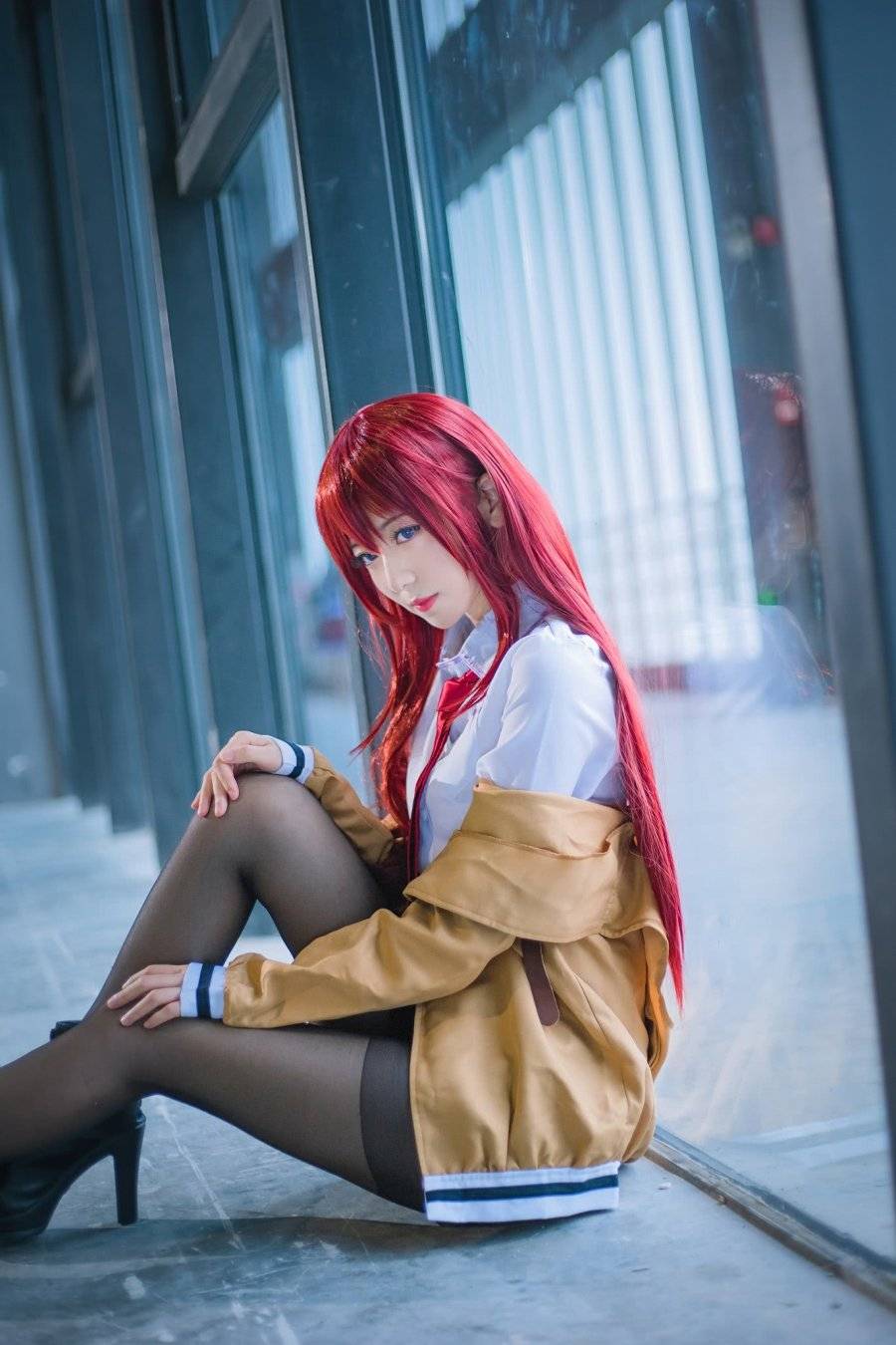 cos:飘逸的棕红色长发,让牧濑红莉栖多了份神秘感