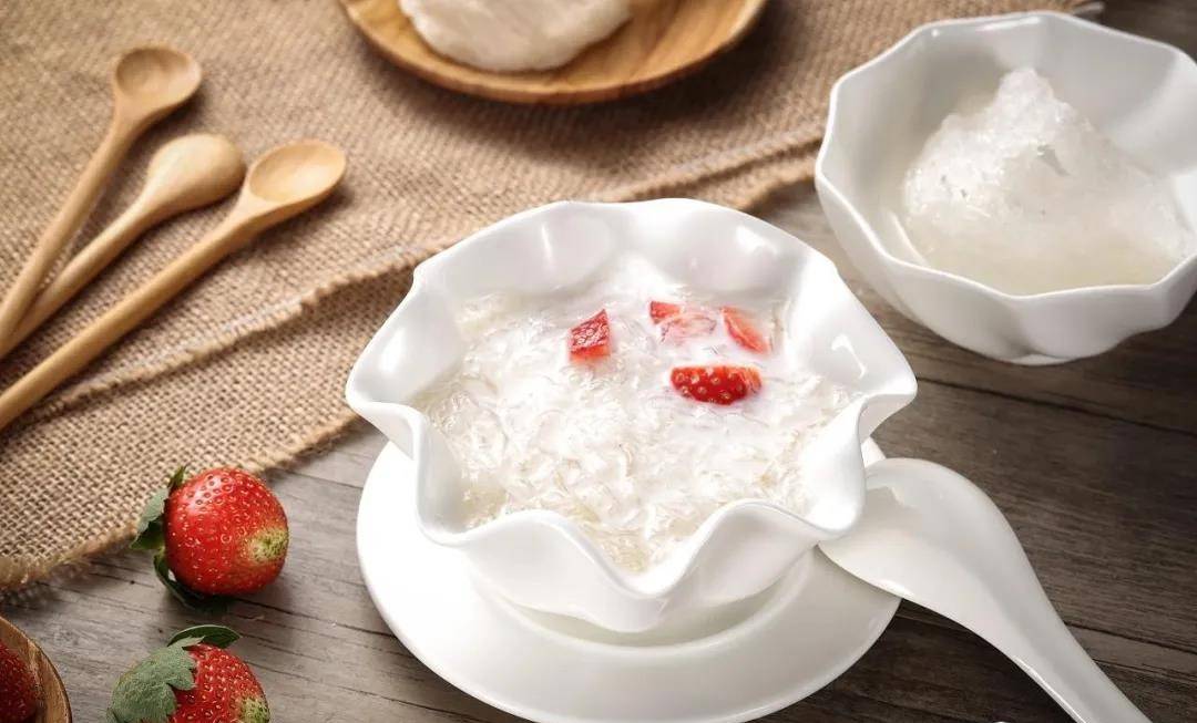 品鉴礼尚即食燕窝的带来的各种"花式艺术"吃法!