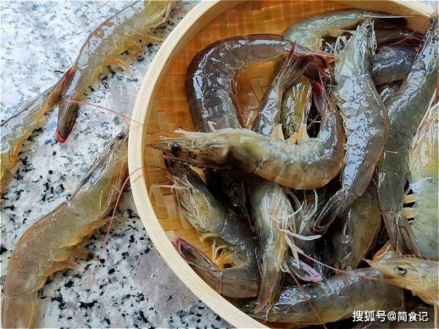 原创为什么广东人做白灼虾又鲜又嫩没腥味原来答案在这里涨知识