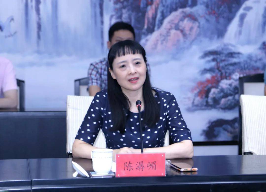 江北新区党工委委员,管委会副主任陈潺嵋说——江北新区成立之初就