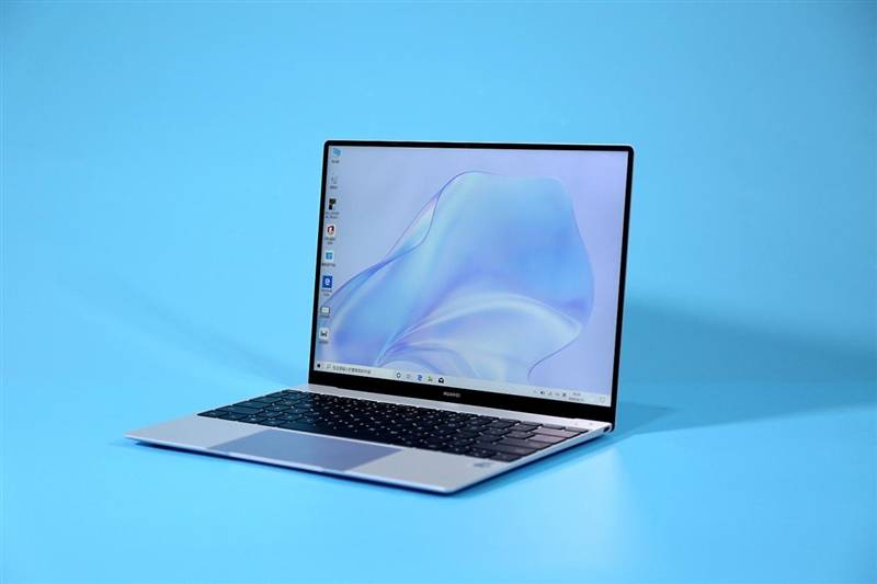 手机装进3k屏华为matebookx评测1kg尤物的第三代移动办公体验