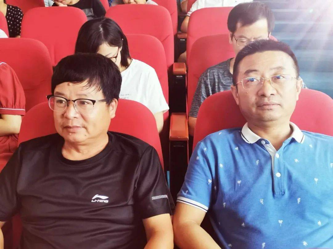 如皋市白蒲中学在江苏省普通高中校长暑期培训班作经验交流