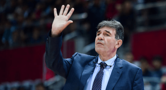 贝西洛维奇2015年加盟江苏男篮以来可谓是劳苦功高,他执教期间做出了