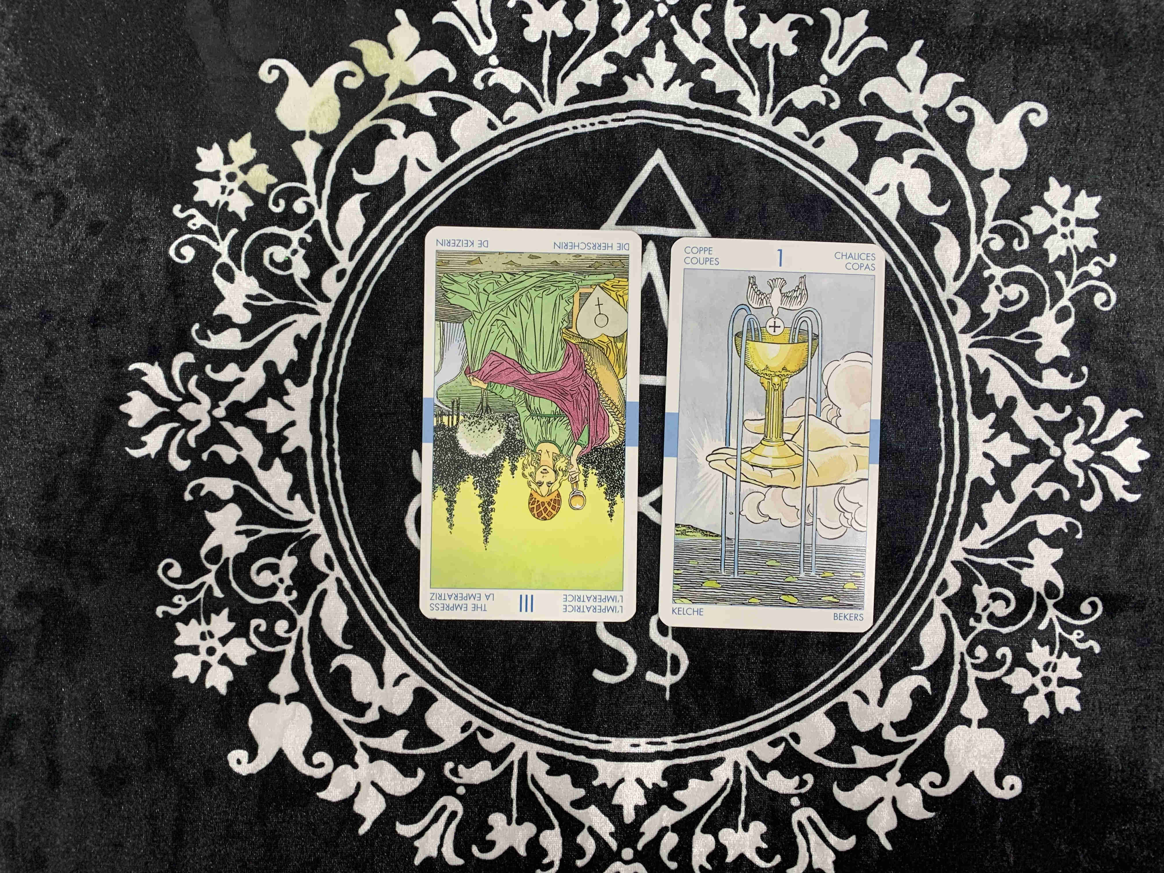 梦黎塔罗摩羯座9月上半月感情运势感情关系不对等需要转变