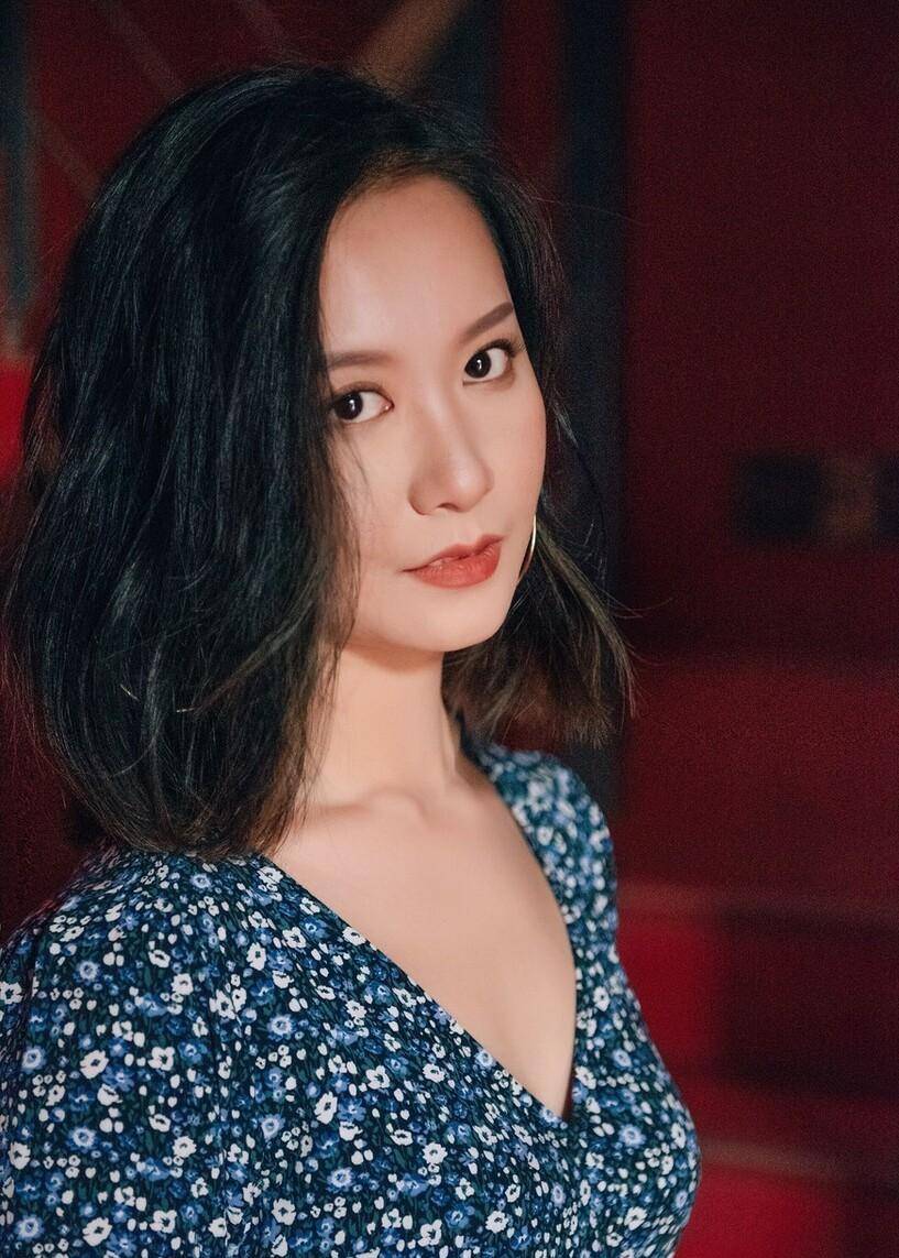 放弃女一号非要演小三的俞飞鸿,与闺蜜男友纠缠不清,如今怎样了