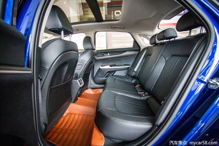 归来仍是少年起亚k5凯酷到店实拍