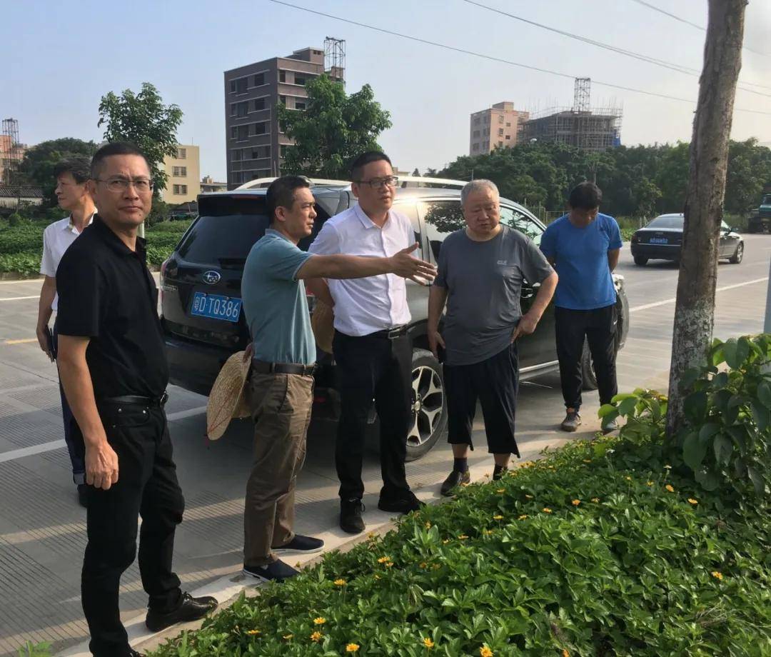 快速响应开展企业增资扩产深调研柯延鹏区长率队到龙湖园区企业解决