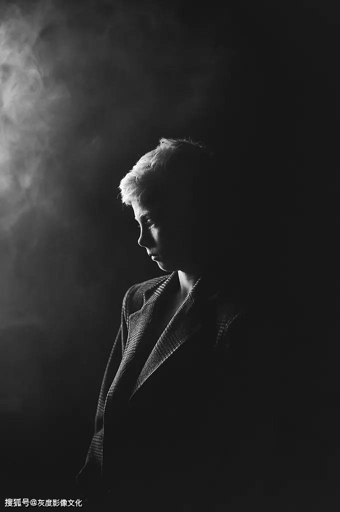 获奖欣赏丨 2020年上半年黑白儿童摄影大赛