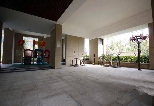 架空层设计,玩出社区生活空间的高级感!