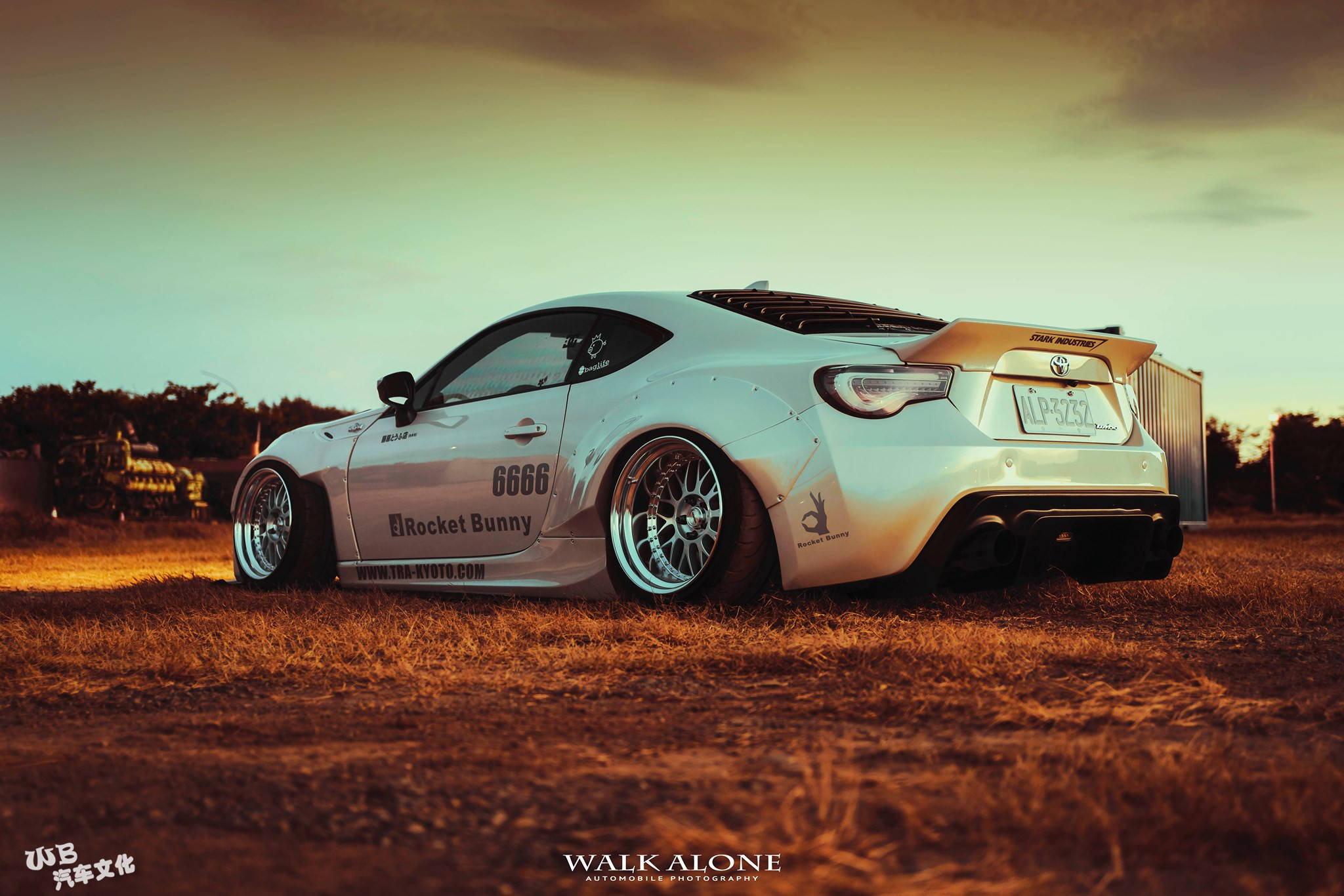 原创完整度很高的rocket bunny gt86 turbo