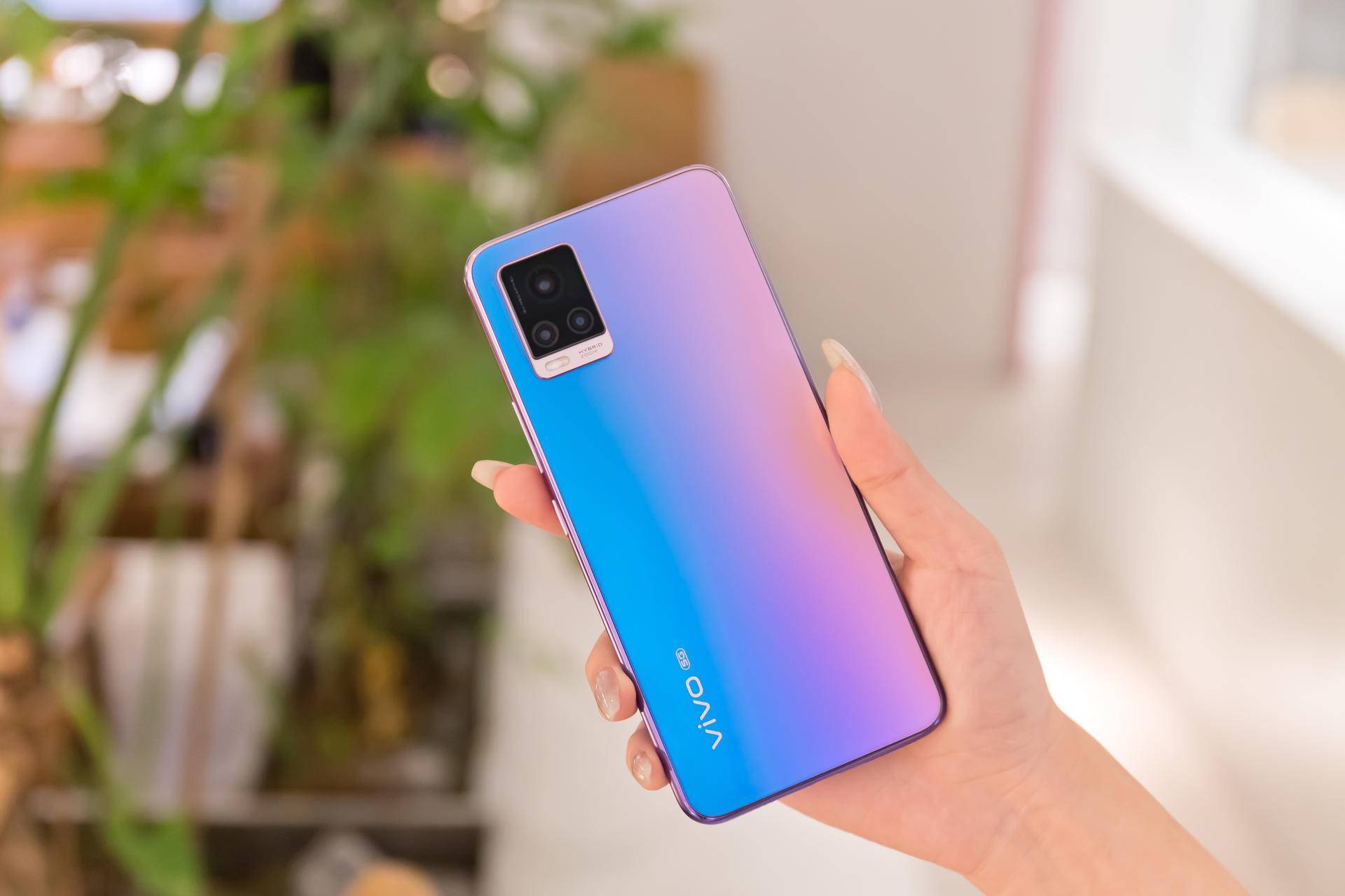 真正的轻颜相机vivos7实力诠释何为轻薄自拍标杆