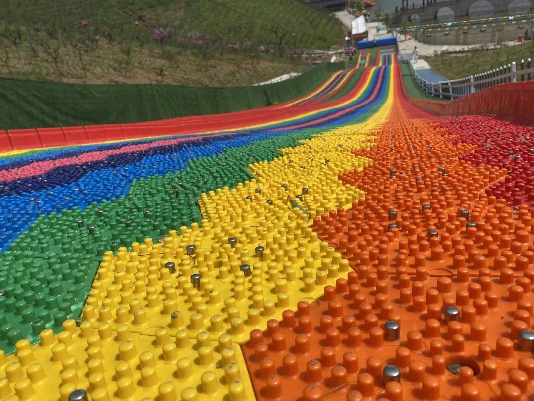 我在华夏城里你却非说我在画里