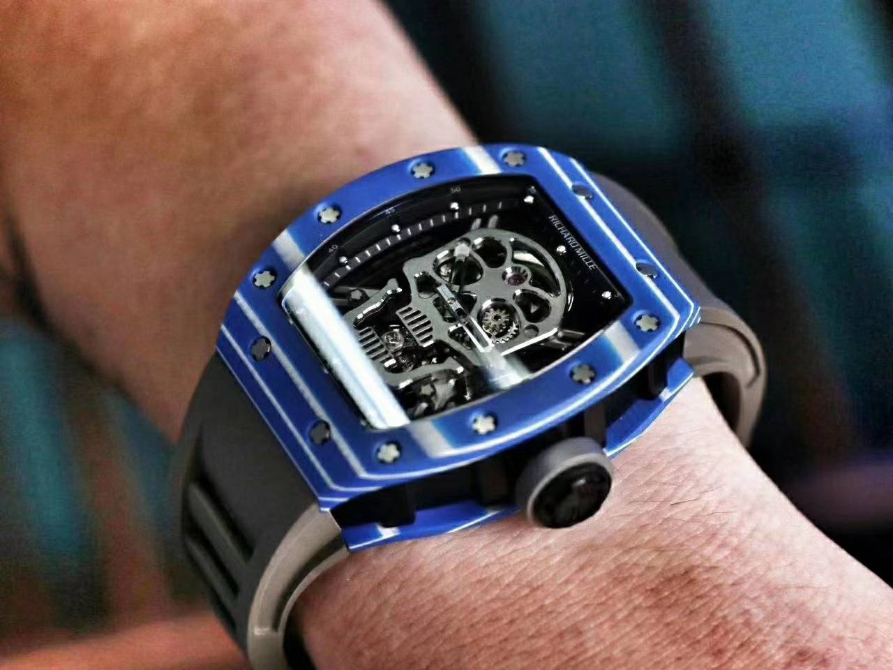 评测jb理查德米勒rm52-01骷髅头陀飞轮腕表,体验超强防水的陀飞轮镂空
