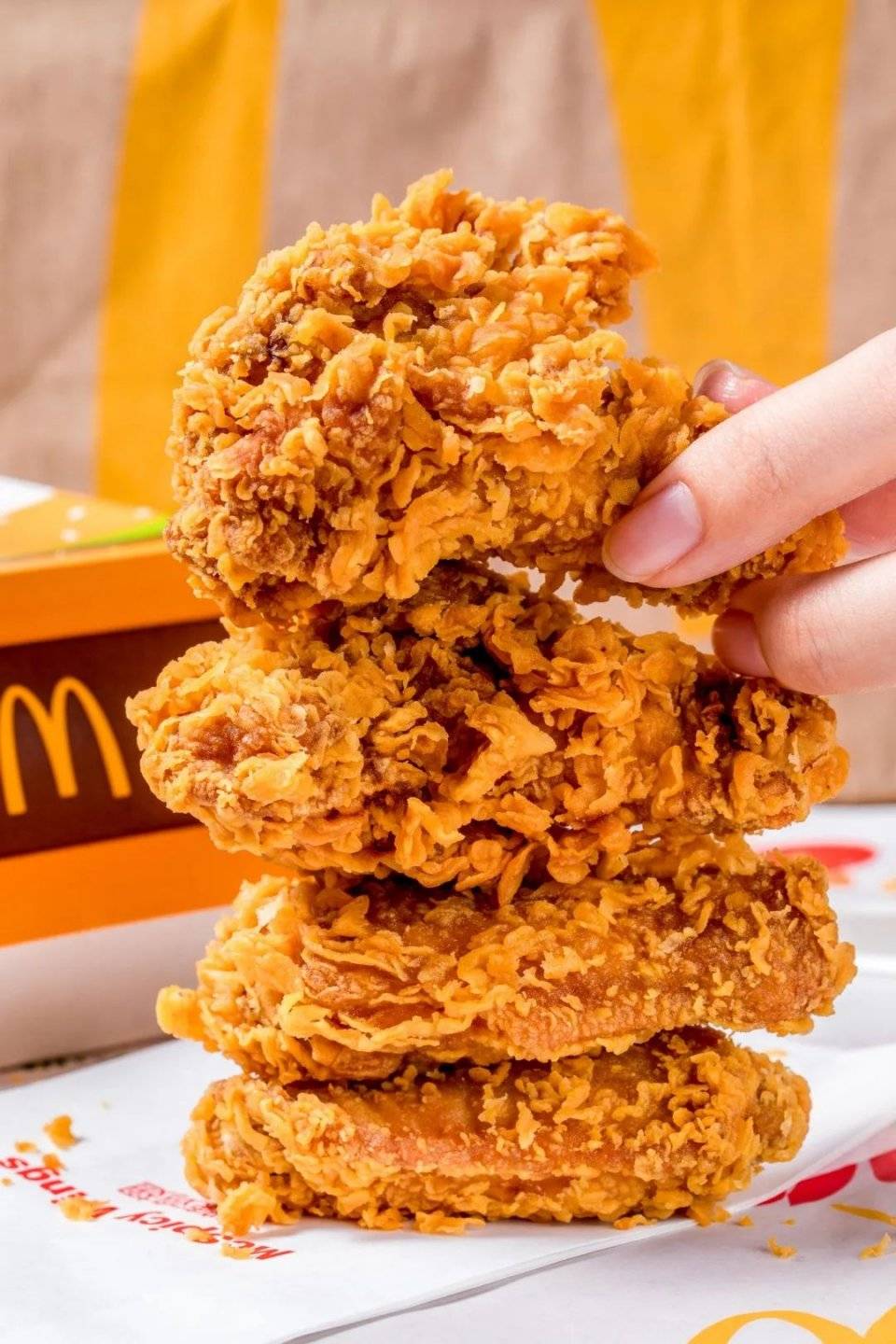 8烧鸡腿堡!麦辣鸡腿堡三件套!还剩两周!