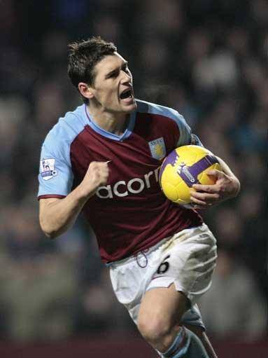 英超出场之王:加雷斯-巴里