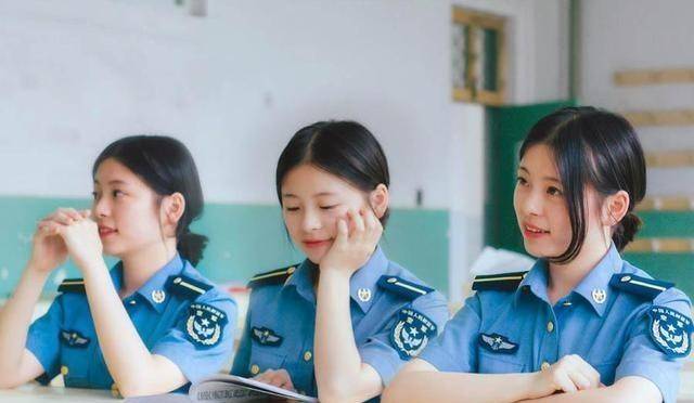 在部队当兵期间有机会学习吗?_军校