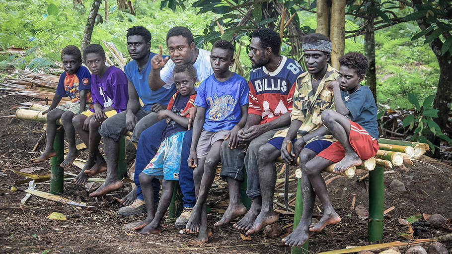 巴布亚新几内亚游记-布干维尔岛-深山密林中的土著部落