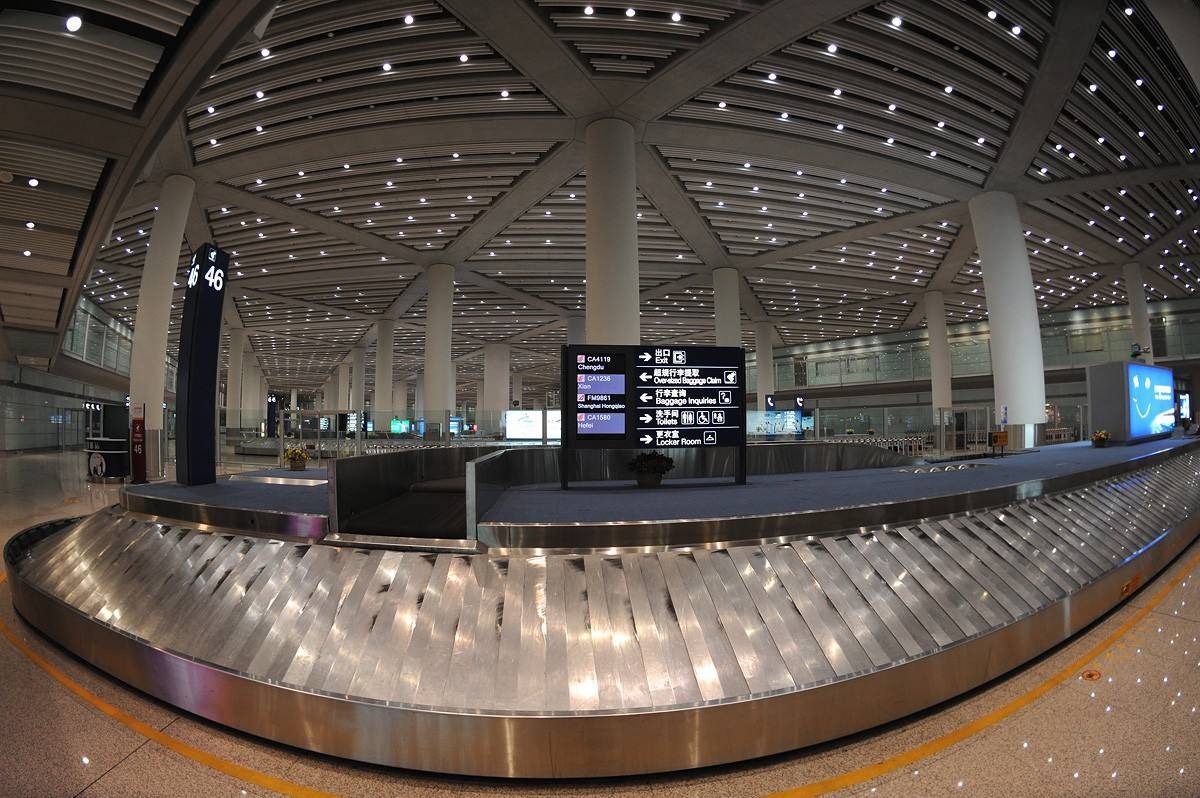 原创国内最繁忙的机场一年接待上亿游客每分钟都有航班起降