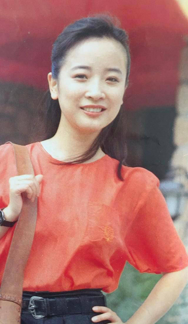 2年來,陳小藝多次被曝婚內出軌小鮮肉,丈夫為何選擇隱忍至今?_劉惠