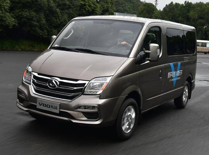 2020-08-31 16:59 此次试驾的车辆是是上汽大通maxus v80 plus22.