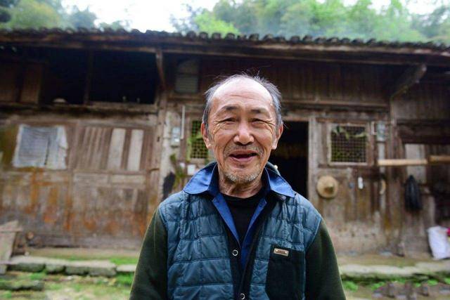 60岁老人总结半生这3种亲戚就算再有钱也要远离别毁了自己