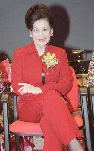 在霍英东晚年的时候,他最宠爱林淑端,他经常去林淑端的住所居住.