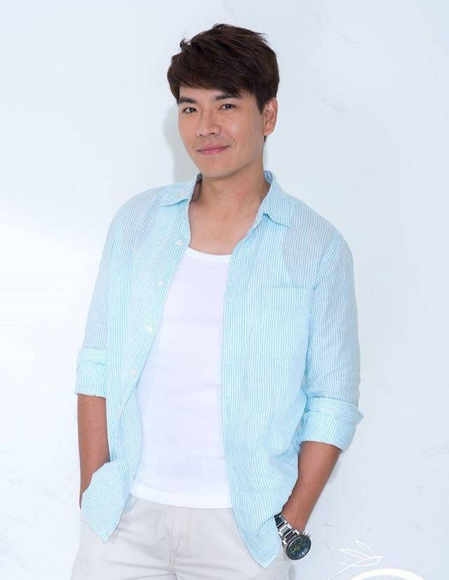 可米小子有两人英年早逝,世事无常_许君豪