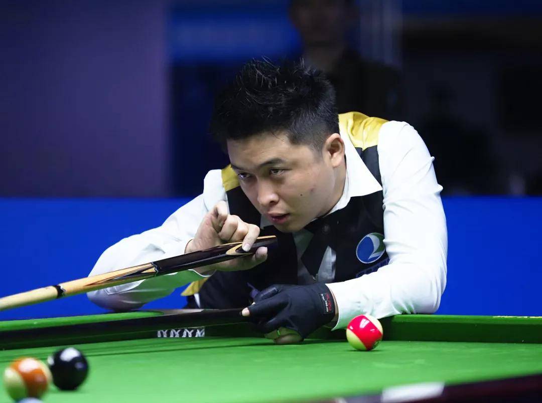 看不起二三线球员杨绍杰回怼哪个冠军不是从二三线走过来