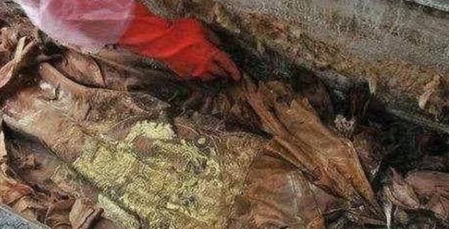 北京发现一具龙袍干尸,棺头写道拙吾黄公,复原头骨揭开历史谜案_顺治