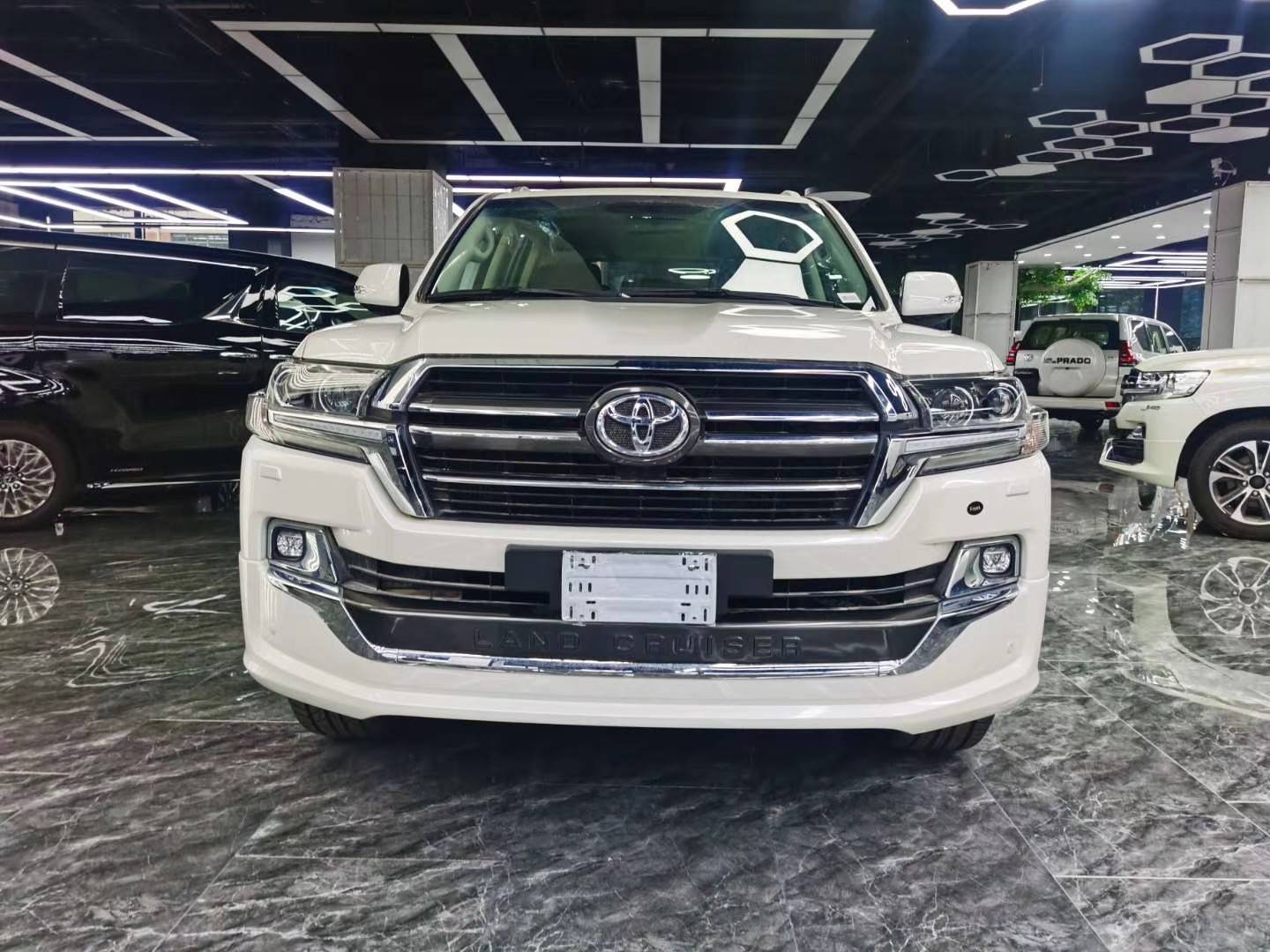 2020款丰田酷路泽4000现车兰德巡洋舰