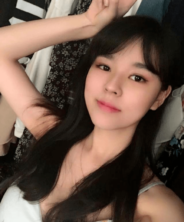 原创沫子直播吐露家境当得知她零花钱数目时网友我酸了