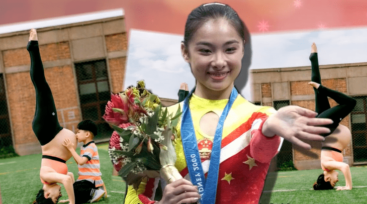 41岁刘璇怀孕挺巨肚表演倒立一字马网友急着赚奶粉钱