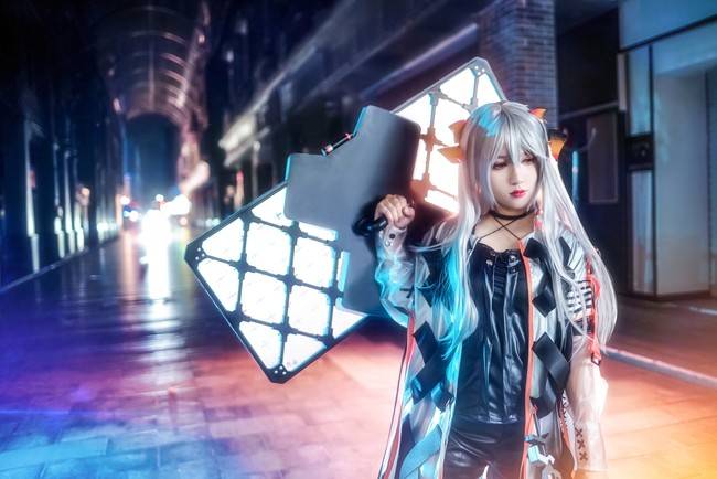 cos明日方舟塞雷娅精二