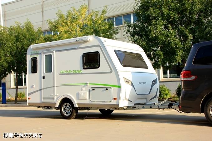 新品上市售758万的环保轻量化谷雨380l拖挂房车来啦