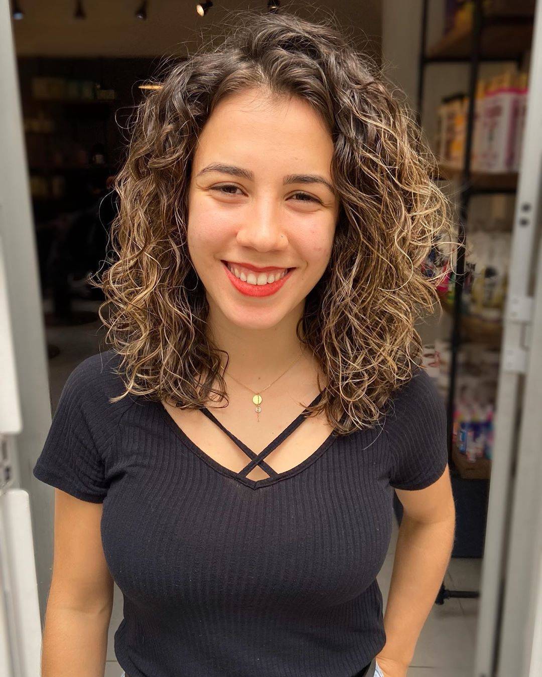 2020全头烫真洋气蓬松时尚显发量尤其适合这3种人