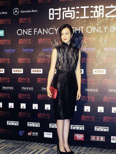 原创《少年派》裴音被骂惨,穿上旗袍的刘孜,却是那么的优雅温婉!