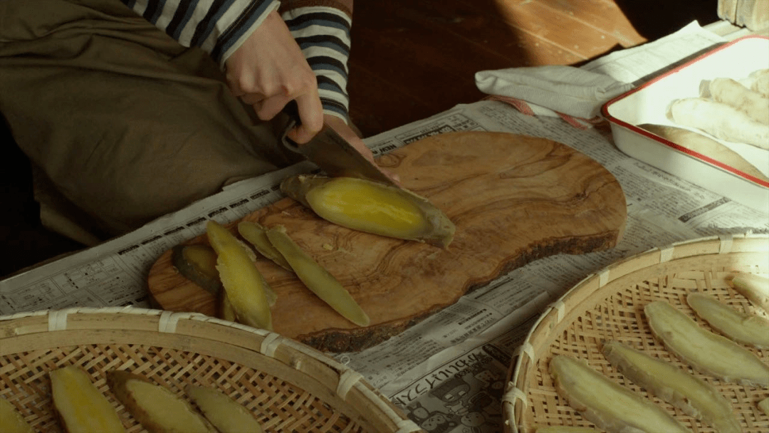 李子柒做饭镜头治愈千万人做饭是一场人生的修行