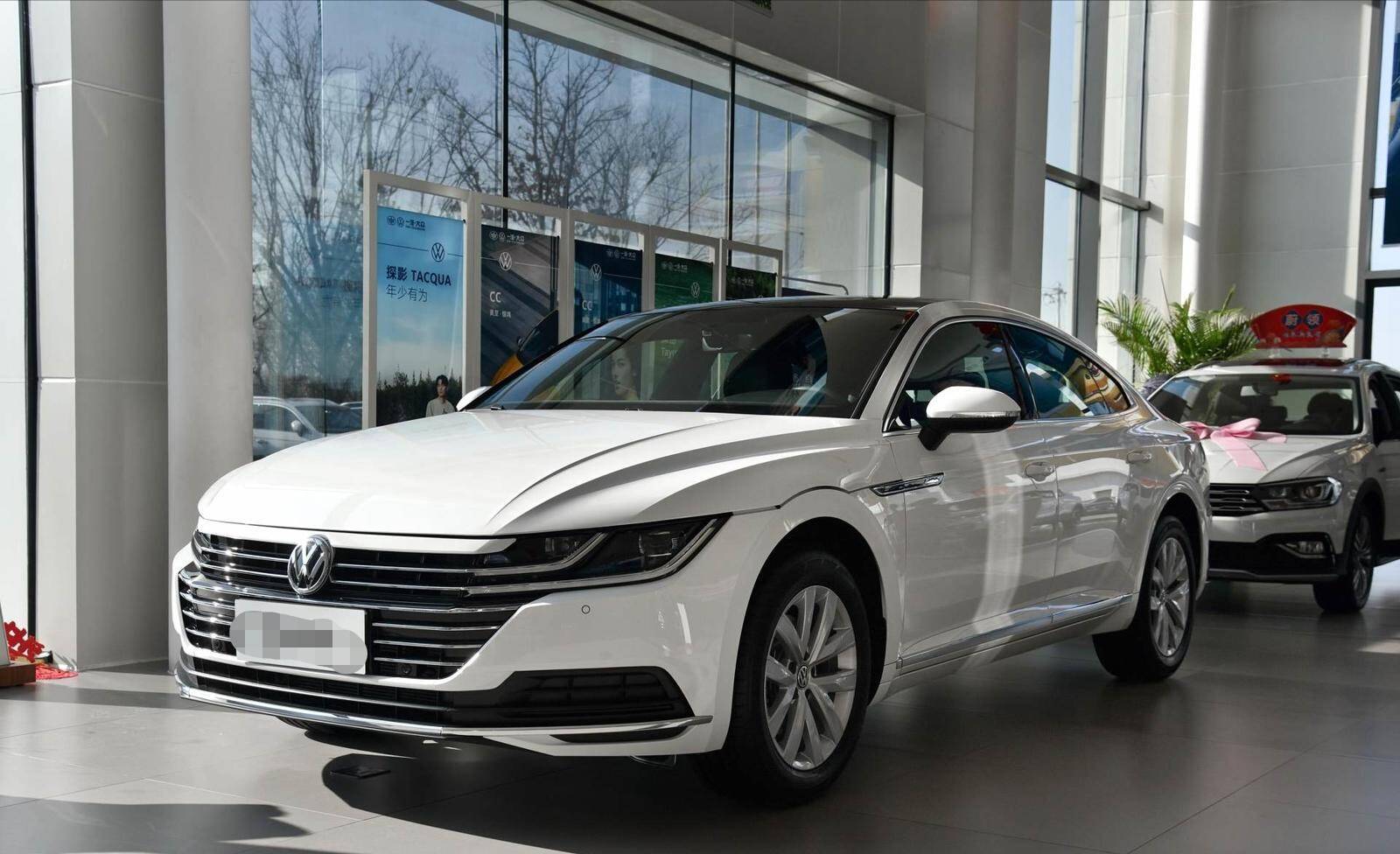 新一代大众cc到店无框车门20t预售21万比雅阁还帅气