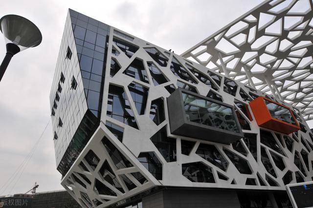 阿里巴巴达摩院全球总部曝光:斥资千亿建设,斩获多项全球第一