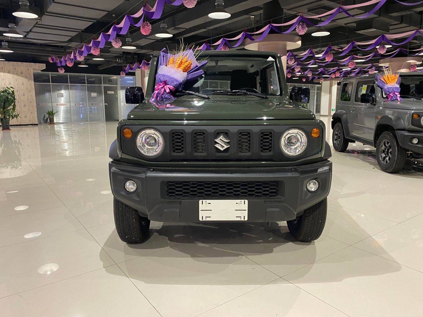 2020新款铃木吉姆尼越野车实拍解析促销让利