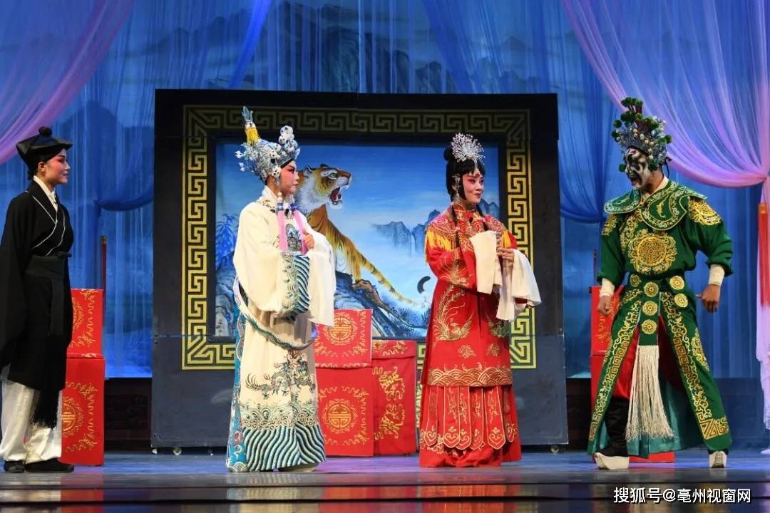 线上线下同步上演!亳州二夹弦《大铁山》受欢迎