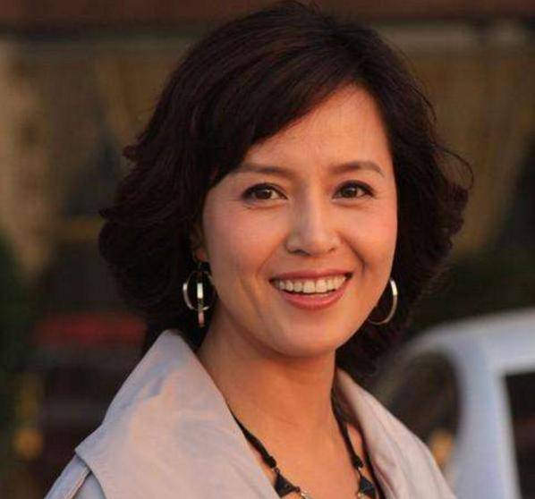 22岁夺全国小品一等奖爆红东北拒绝赵本山搭档今现状让人唏嘘