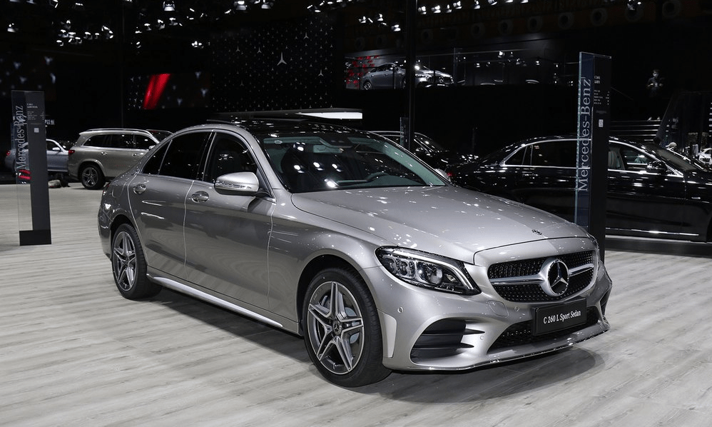 测评奔驰c260l:爱美女孩的不二之选_手机搜狐网