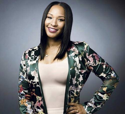 原创湖人球星詹姆斯平均年收入达135亿美元他的妻子萨瓦娜呢