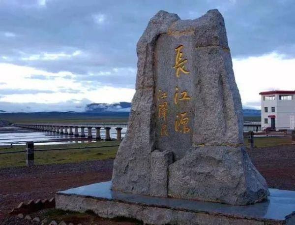 长江源昆仑山天峻山下的哈熊沟大柴旦温泉景区7