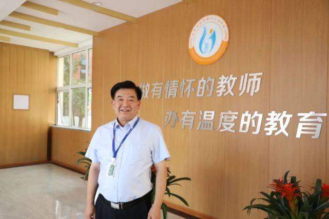 微笑青岛山东省青岛第六十七中学校长李作从让每个人都享有出彩的机会