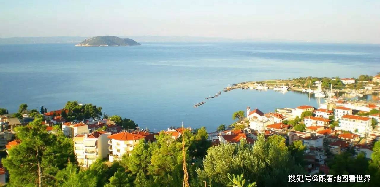 希腊圣山阿陀斯世界上唯一一个全为男性人口的地区